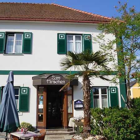 Burgau Gasthof Zum Hirschen מראה חיצוני תמונה