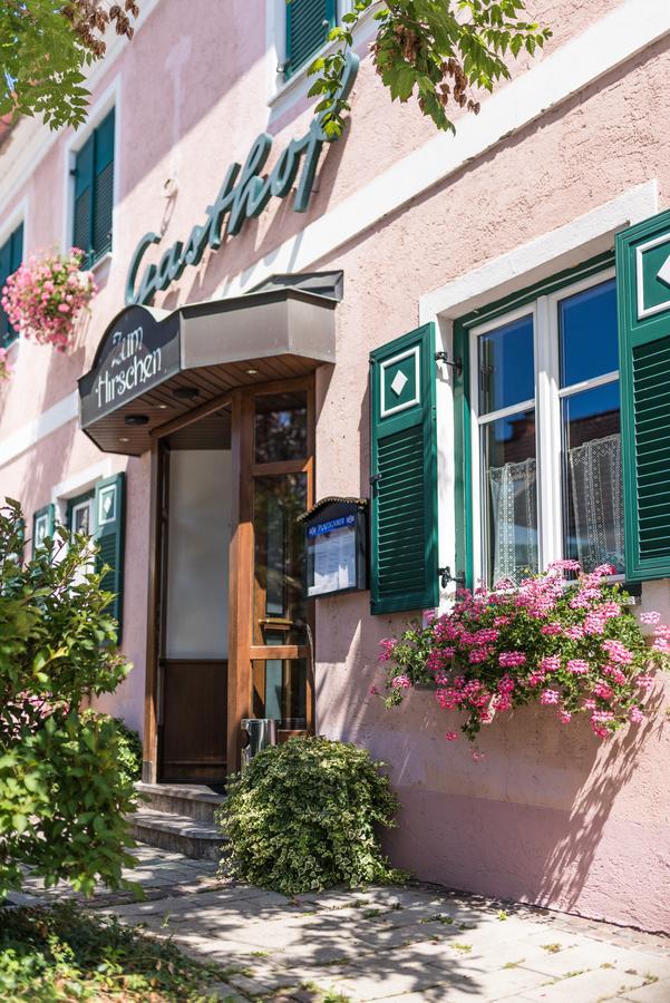 Burgau Gasthof Zum Hirschen מראה חיצוני תמונה